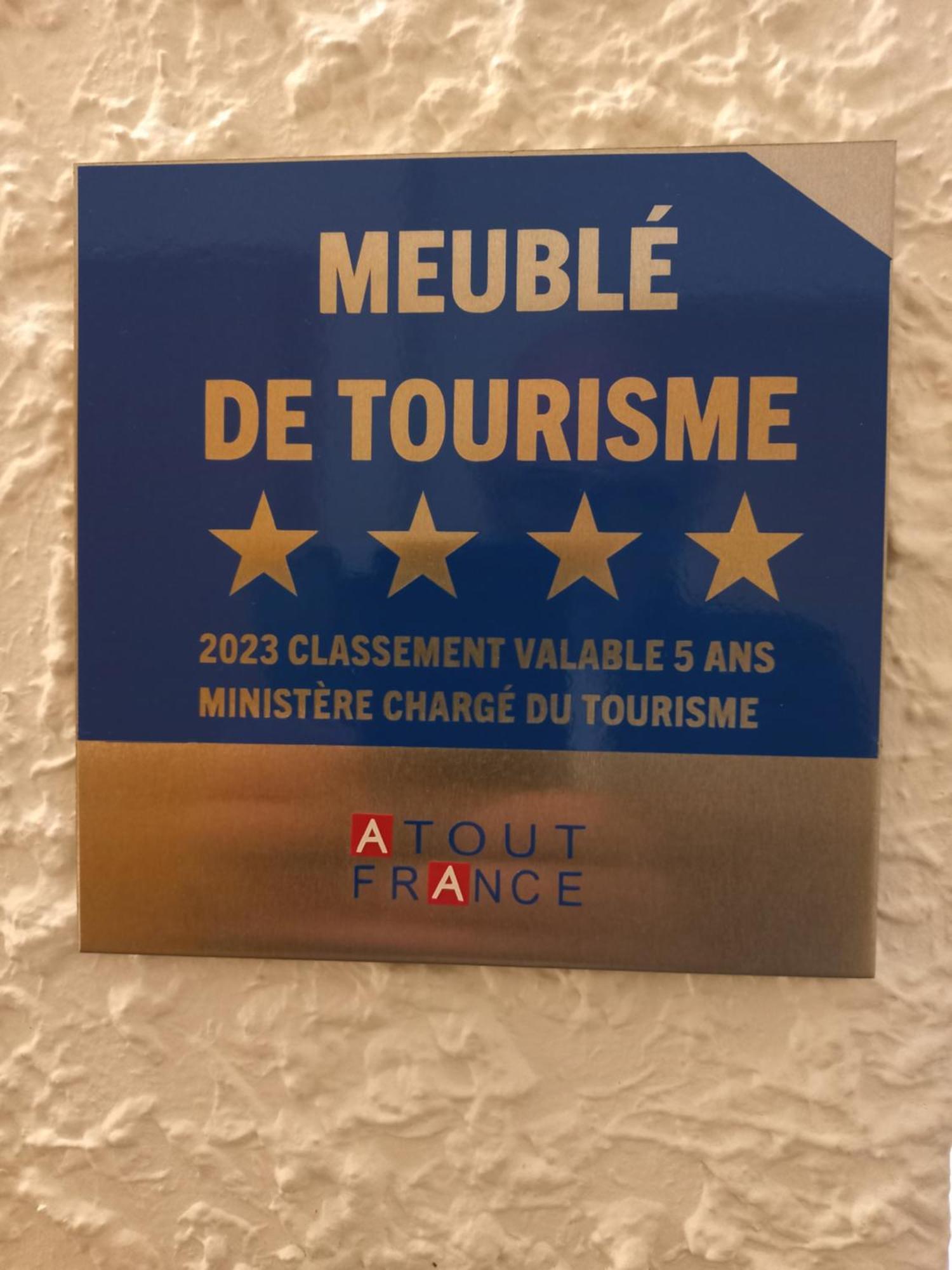 Appartement-Terrasse Parking Prive Meuble De Tourisme 4 Etoiles Белфор Екстериор снимка