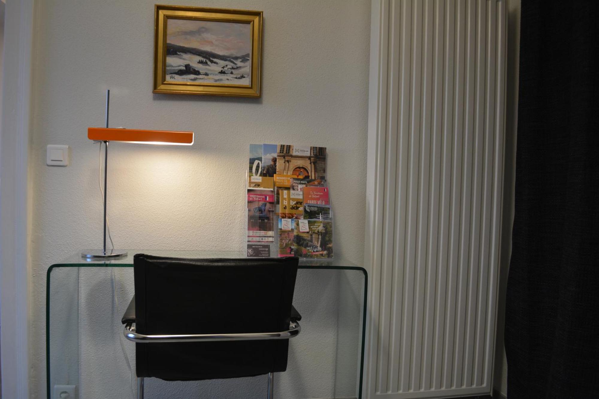 Appartement-Terrasse Parking Prive Meuble De Tourisme 4 Etoiles Белфор Екстериор снимка